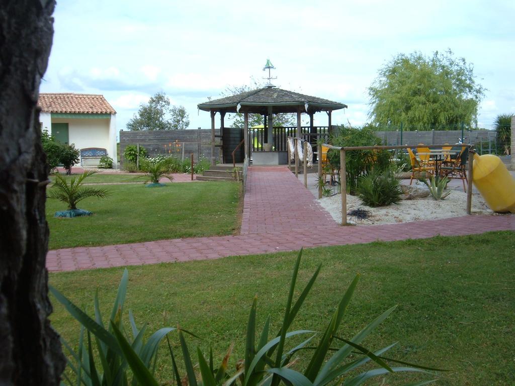Le Parasol Ars-en-Re Exterior photo